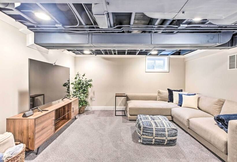 Home W/ Office + Yard: 25 Mi To Downtown Chicago!