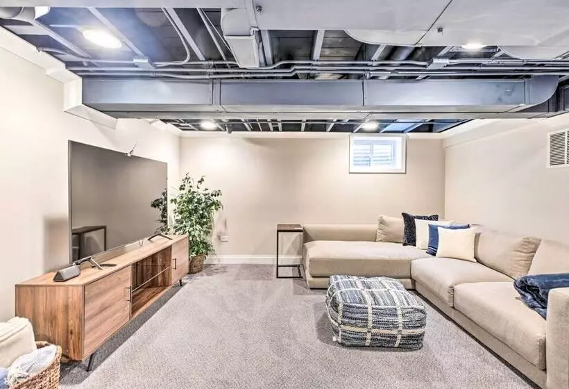 Home W/ Office + Yard: 25 Mi To Downtown Chicago!