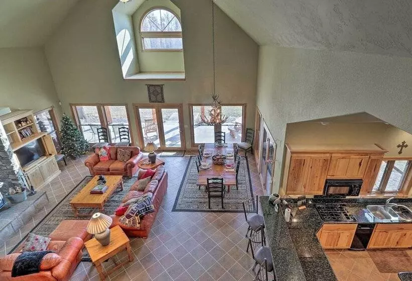 Kalispell Riverfront Home By Glacier National Park