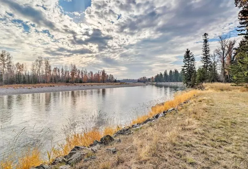 Kalispell Riverfront Home By Glacier National Park