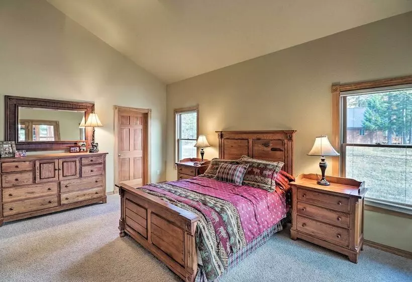 Kalispell Riverfront Home By Glacier National Park