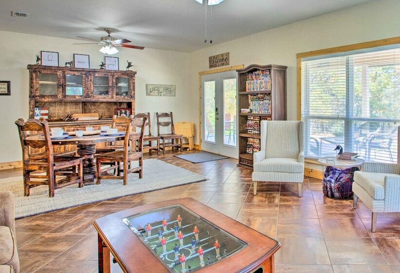 Kingston Home W/ Patio < 4 Mi To Lake Texoma!