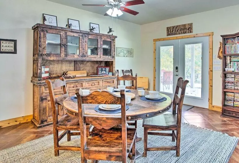 Kingston Home W/ Patio < 4 Mi To Lake Texoma!