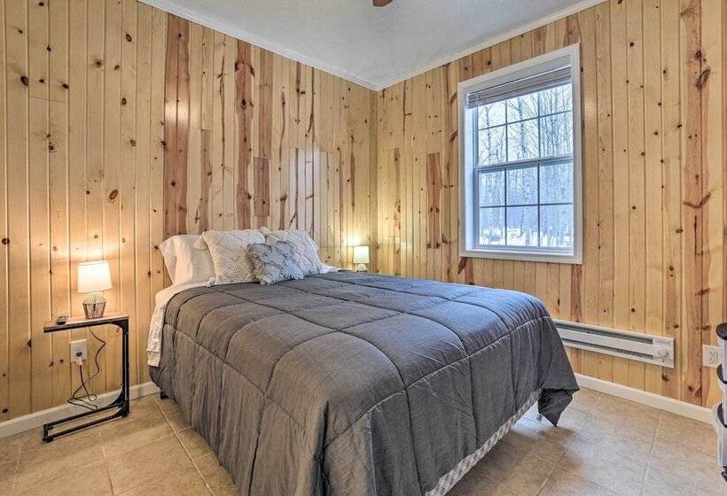 Lovely Elmira Cabin W/ Deck, 18 Mi To Gaylord