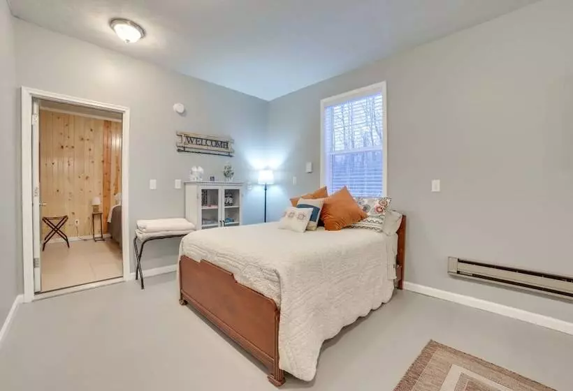 Lovely Elmira Cabin W/ Deck, 18 Mi To Gaylord