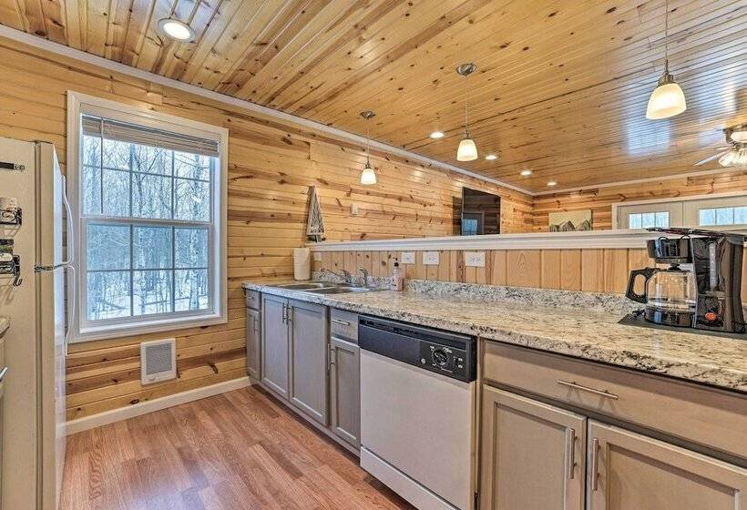 Lovely Elmira Cabin W/ Deck, 18 Mi To Gaylord