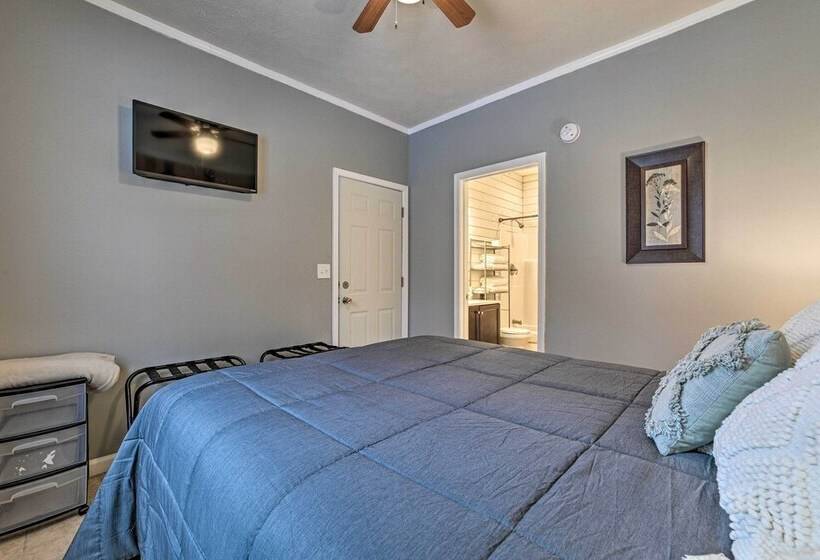 Lovely Elmira Cabin W/ Deck, 18 Mi To Gaylord