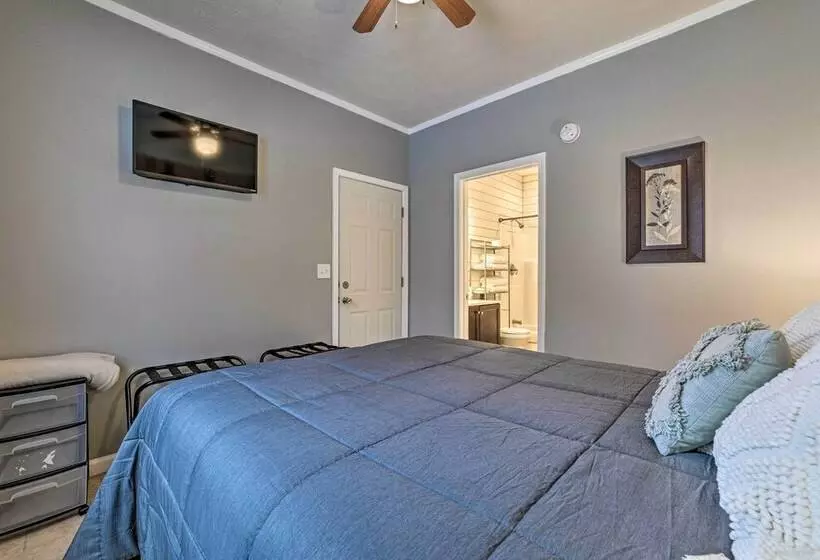 Lovely Elmira Cabin W/ Deck, 18 Mi To Gaylord