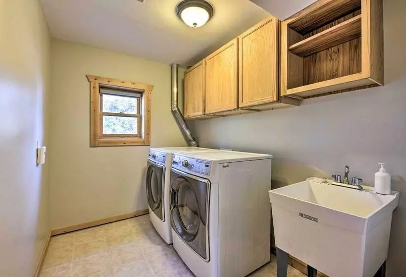 Lazy Beaver Lodge Pagosa Cabin W/ Deck, Fire Pit