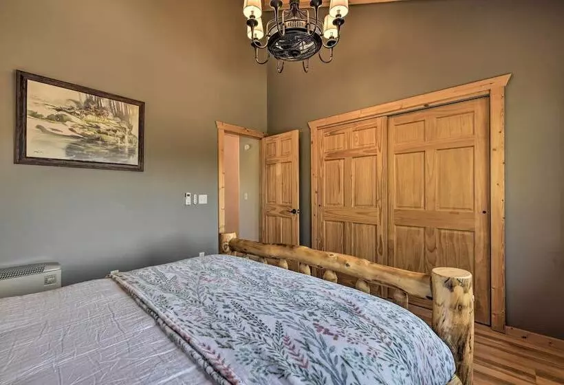 Lazy Beaver Lodge Pagosa Cabin W/ Deck, Fire Pit