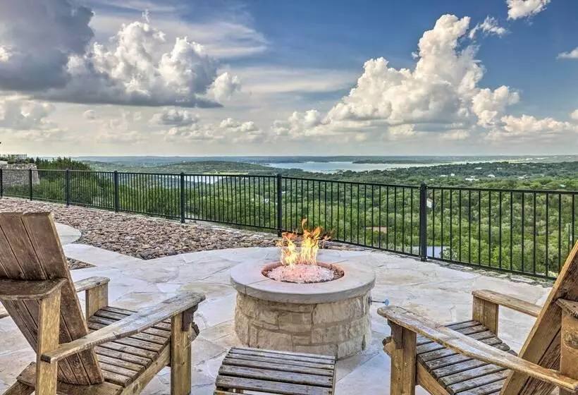 Lakeview Escape W/ Hot Tub, 1 Mi To Canyon Lake