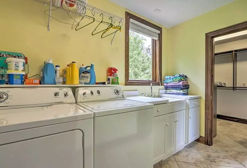 Boat Dock & Kayaks: Luxury Lake Of The Ozarks Home