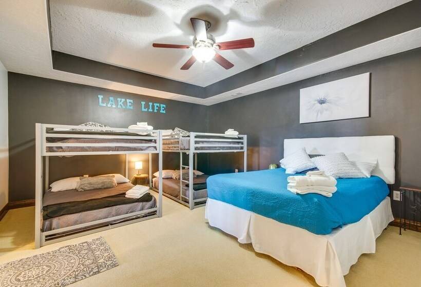 Boat Dock & Kayaks: Luxury Lake Of The Ozarks Home