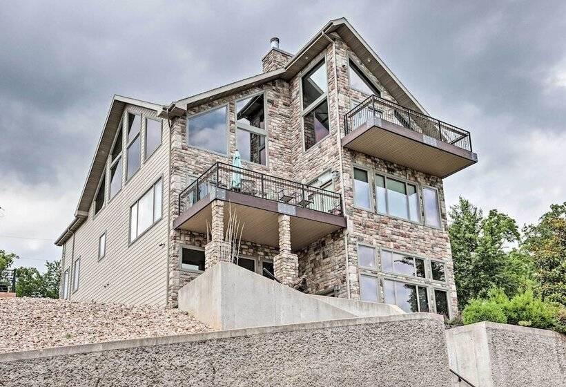 Boat Dock & Kayaks: Luxury Lake Of The Ozarks Home