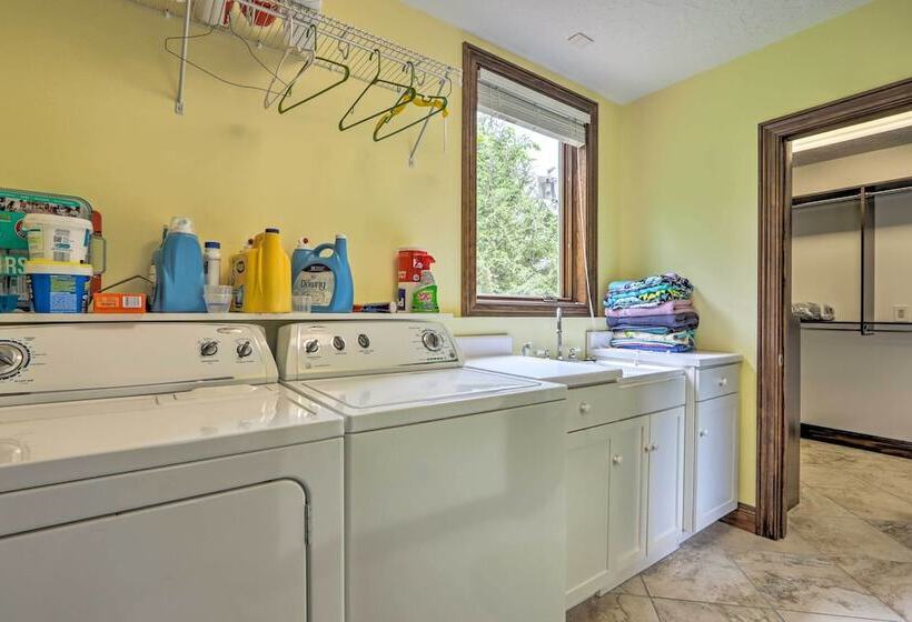 Boat Dock & Kayaks: Luxury Lake Of The Ozarks Home