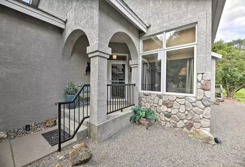 Modern Dalton Ranch Golf Club Home W/ Mtn View