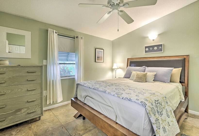 North Port Escape W/ Pool ~ 12 Mi To Beach!