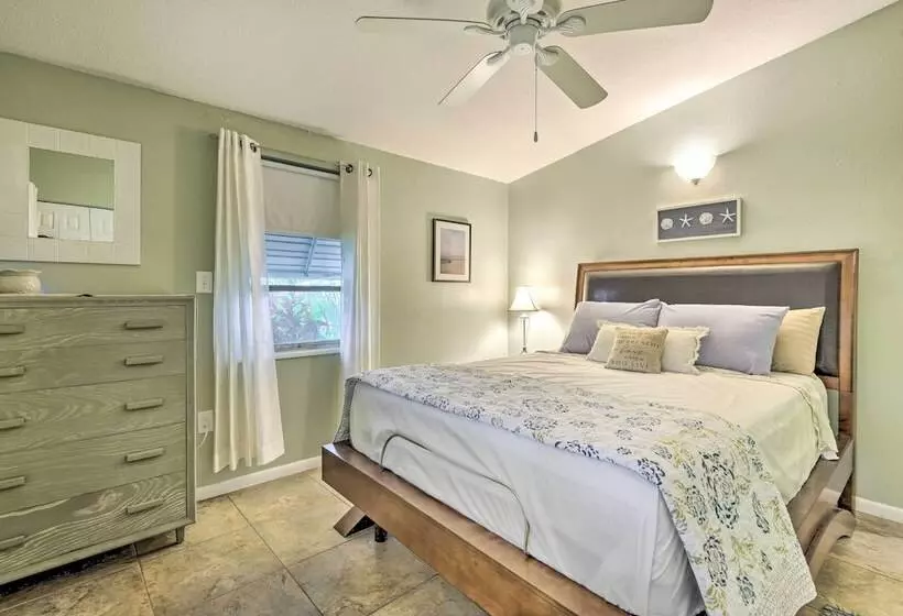 North Port Escape W/ Pool ~ 12 Mi To Beach!