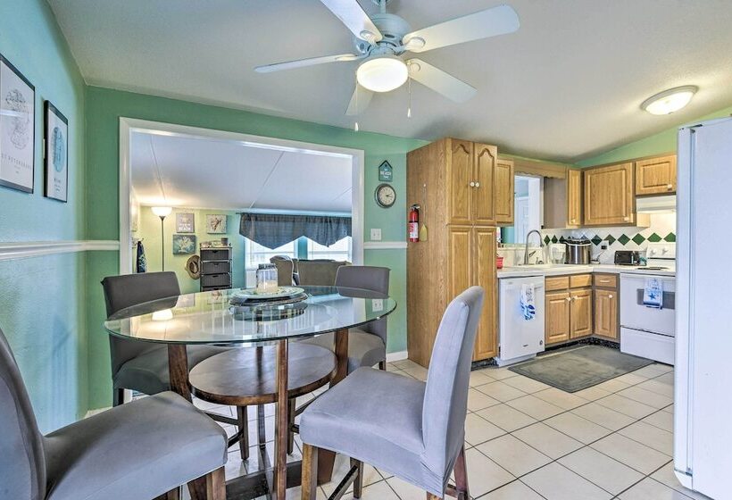 North Port Escape W/ Pool ~ 12 Mi To Beach!