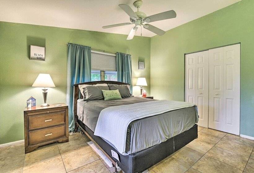 North Port Escape W/ Pool ~ 12 Mi To Beach!