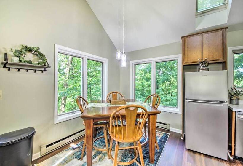 Peaceful Nashville Hideaway Near State Parks!