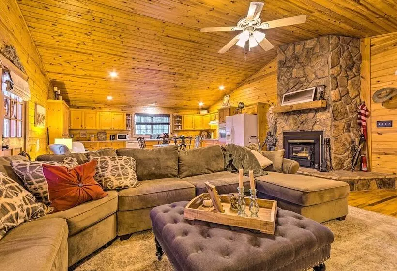 Pet Friendly Cabot Cabin W/ Fenced Yard!