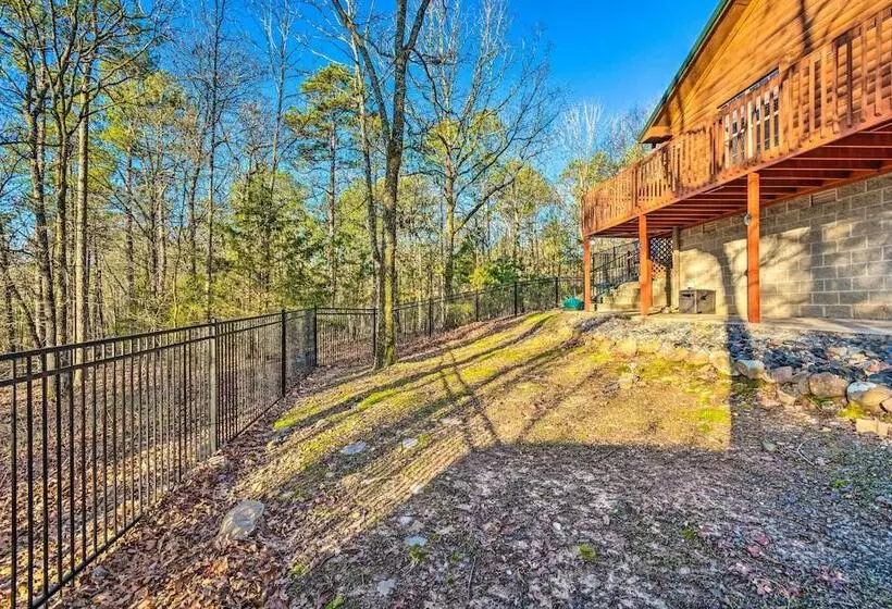 Pet Friendly Cabot Cabin W/ Fenced Yard!