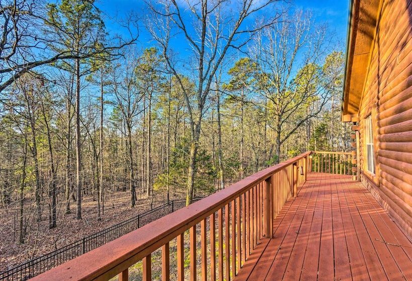 Pet Friendly Cabot Cabin W/ Fenced Yard!