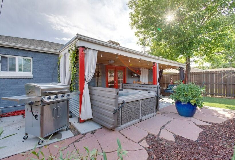 2 Mi To Dtwn: Home W/ Hot Tub In Denver!