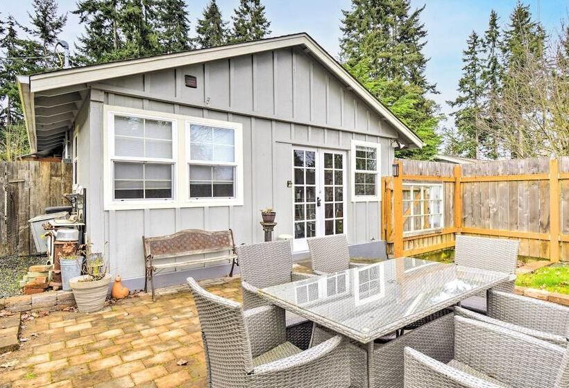Port Angeles Abode W/ Yard & Guest House!