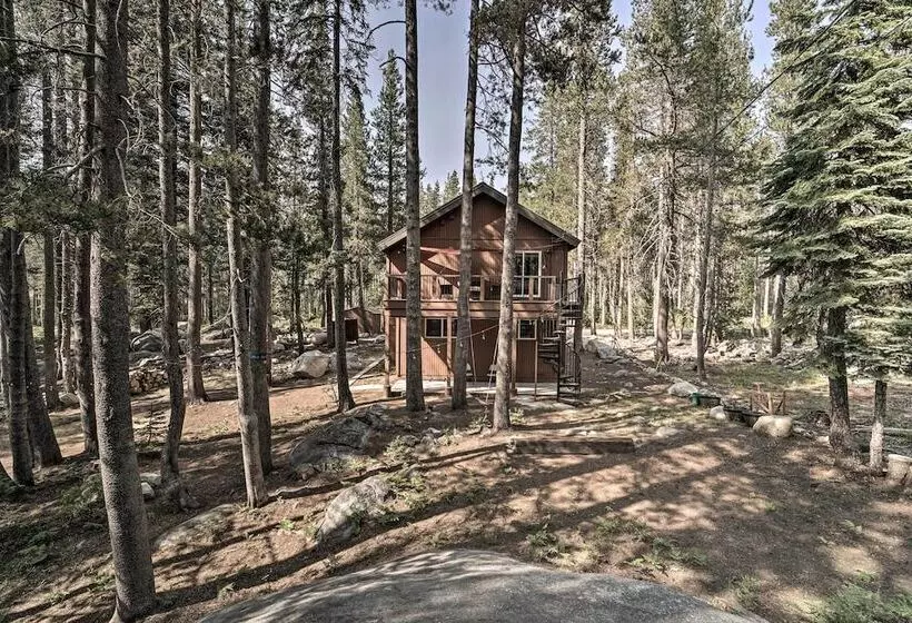 Soda Springs Cabin Near Donner Lake + Ski Resorts!
