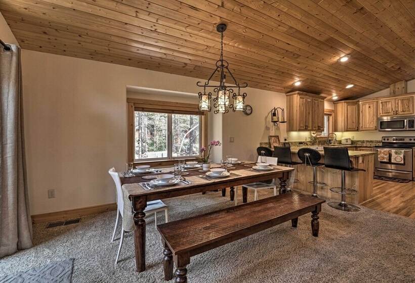 Soda Springs Cabin Near Donner Lake + Ski Resorts!