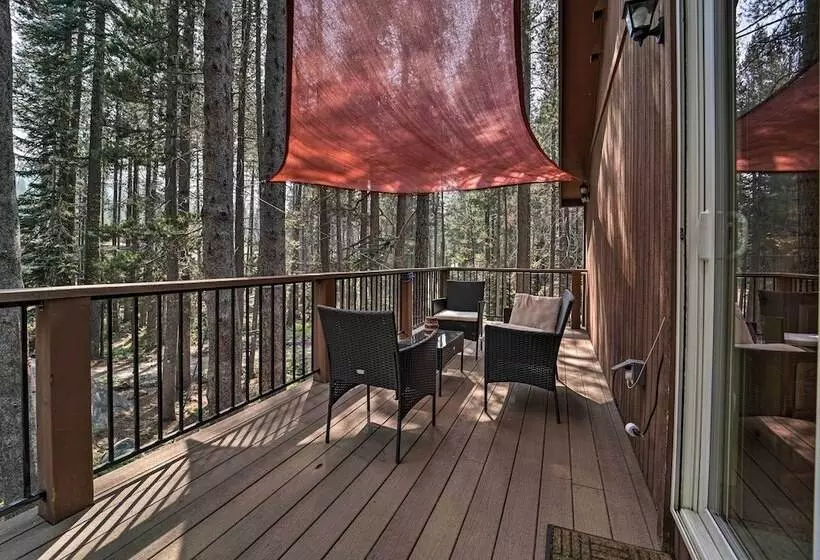 Soda Springs Cabin Near Donner Lake + Ski Resorts!