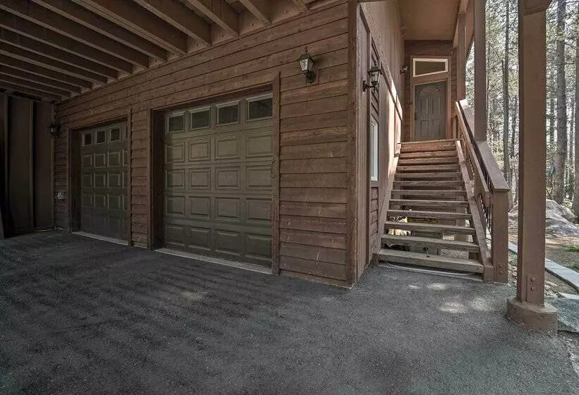 Soda Springs Cabin Near Donner Lake + Ski Resorts!