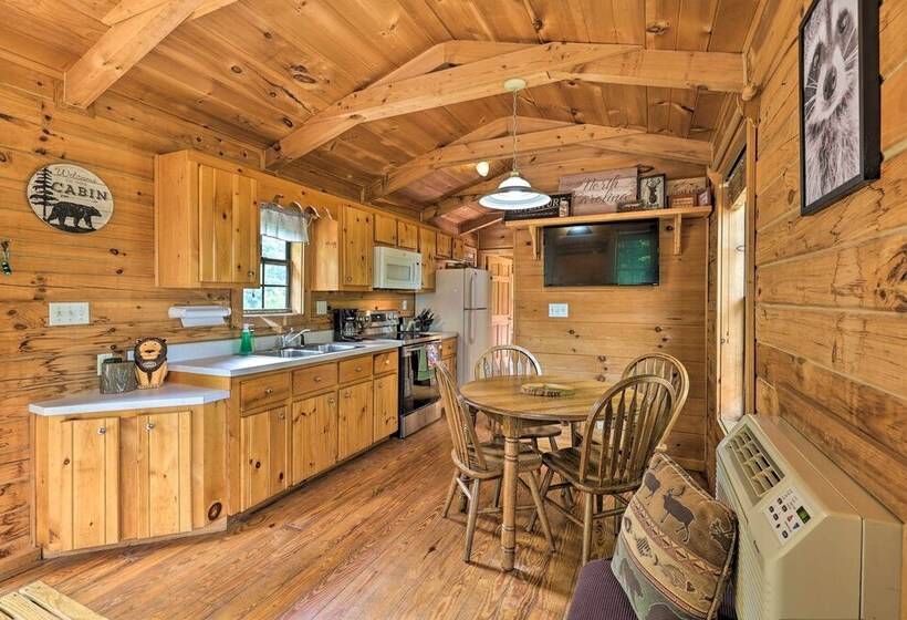 Quaint Log Cabin W/ Views Near West Jefferson