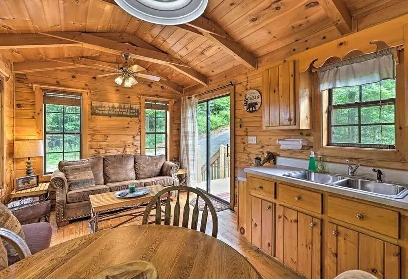 Quaint Log Cabin W/ Views Near West Jefferson