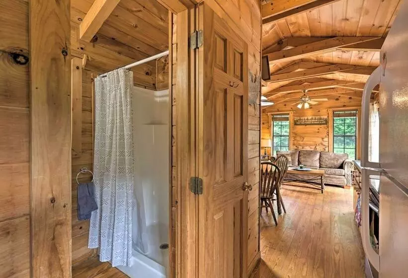 Quaint Log Cabin W/ Views Near West Jefferson