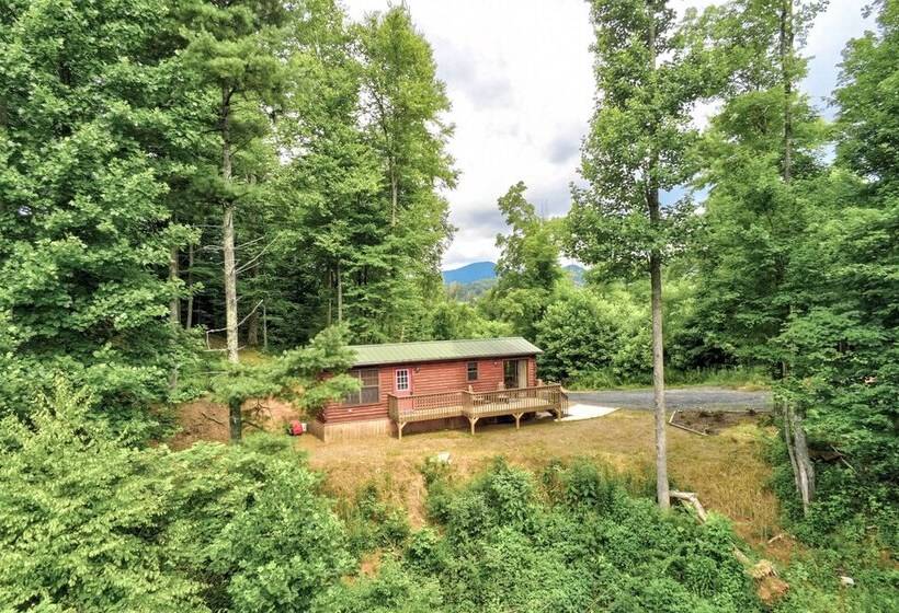 Quaint Log Cabin W/ Views Near West Jefferson