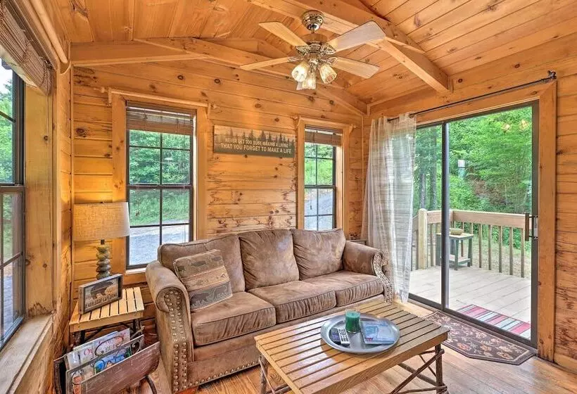 Quaint Log Cabin W/ Views Near West Jefferson