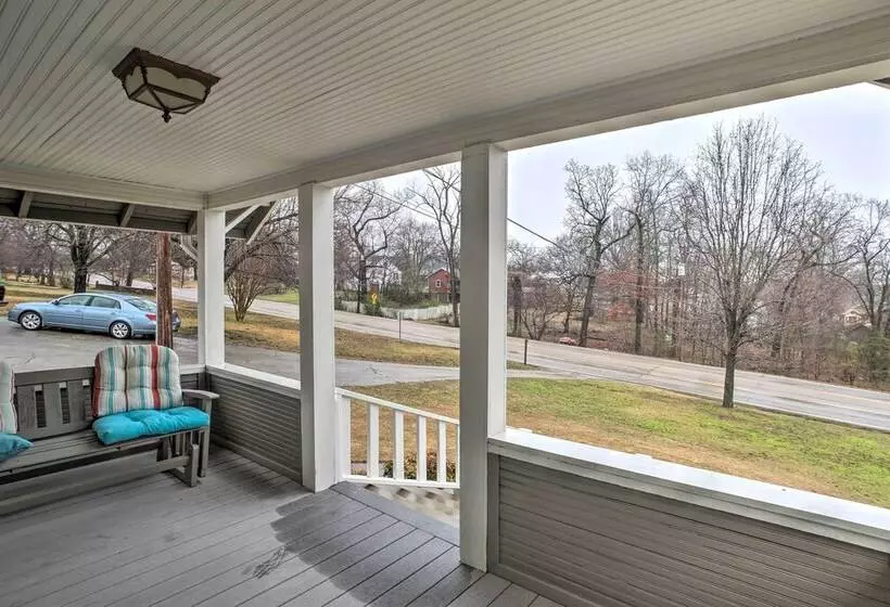 Riverfront Arkansas Retreat Near Fishing & Hiking!