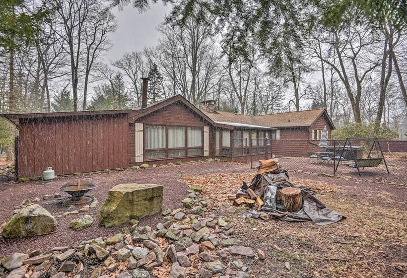 Walk To Lake Harmony: Home W/ Hot Tub & Fire Pit