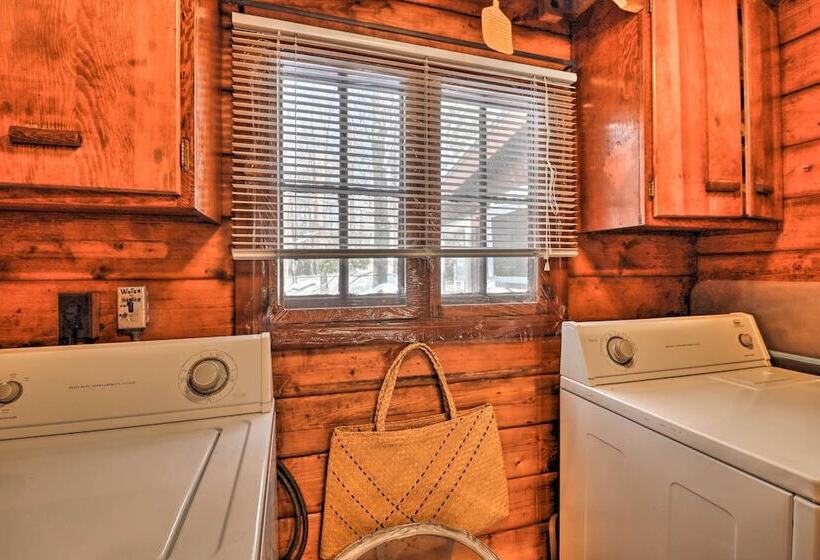 Walk To Lake Harmony: Home W/ Hot Tub & Fire Pit