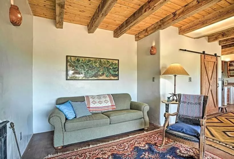 Secluded San Ysidro House W/ Desert Views!