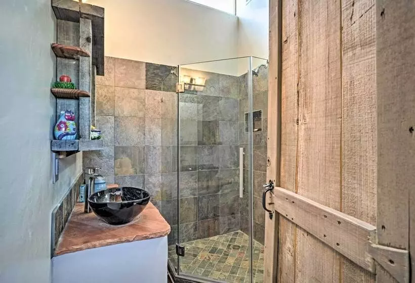 Secluded San Ysidro House W/ Desert Views!