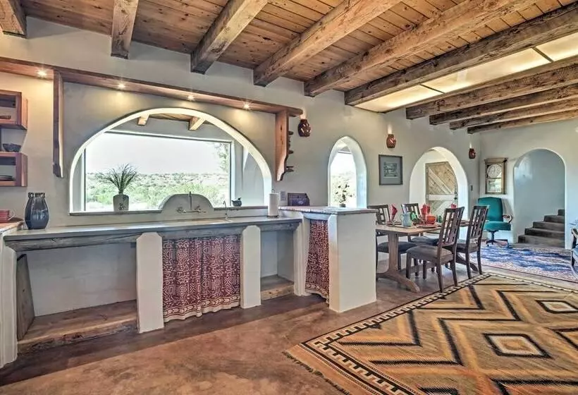 Secluded San Ysidro House W/ Desert Views!