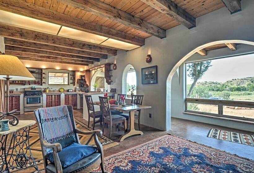 Secluded San Ysidro House W/ Desert Views!