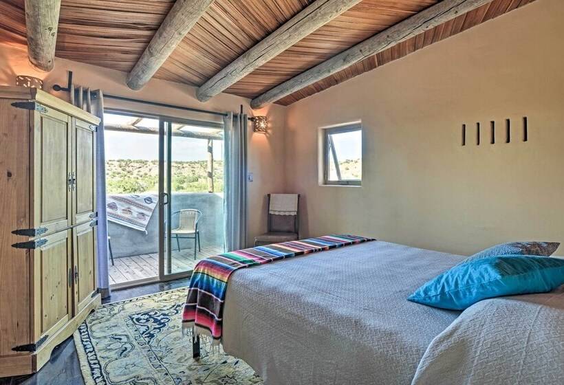 Secluded San Ysidro House W/ Desert Views!