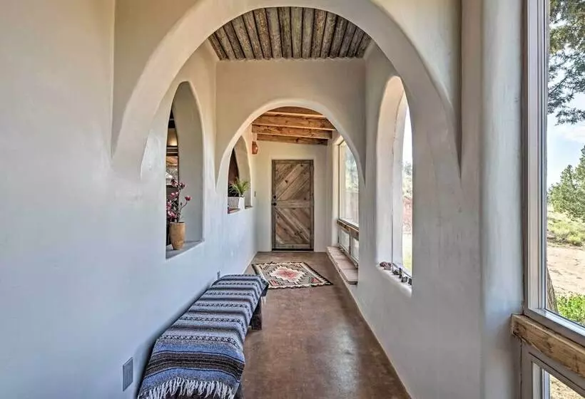 Secluded San Ysidro House W/ Desert Views!