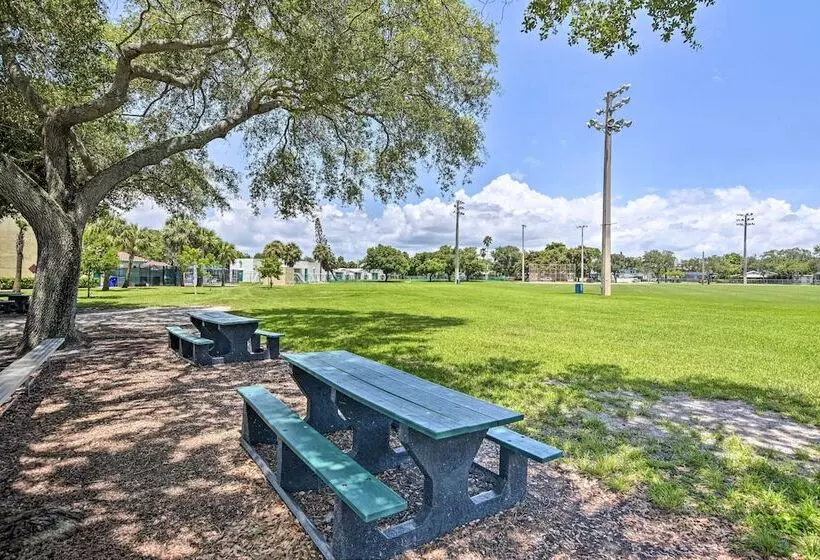 Shady & Eclectic Fort Lauderdale Dwelling W/ Yard!