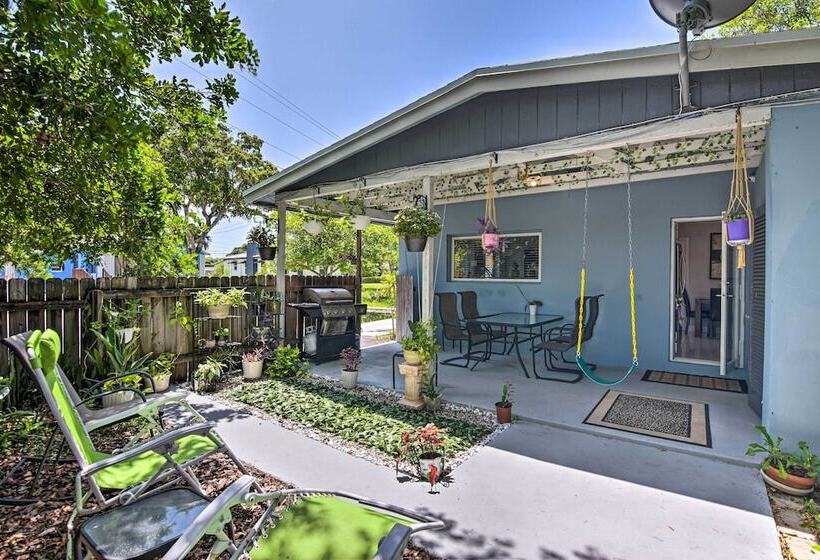 Shady & Eclectic Fort Lauderdale Dwelling W/ Yard!